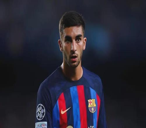 30仍無緣逆轉(zhuǎn)！兩將傷退+絕殺球被吹，巴薩悲壯出局誰之過