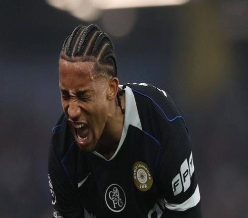 佩德羅帽子戲法超越德羅巴，帕爾默建功，切爾西41維拉比肩曼城