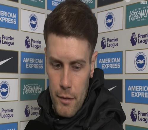 許爾策勒抱怨阿森納拖延時(shí)間：你們見(jiàn)識(shí)過(guò)門將一場(chǎng)摔倒三次嗎