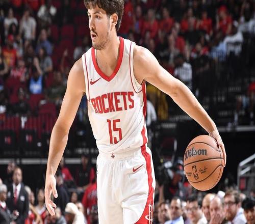 合砍62分，僅3次助攻！新控衛(wèi)解放火箭隊(duì)雙核，2人轉(zhuǎn)入主攻模式