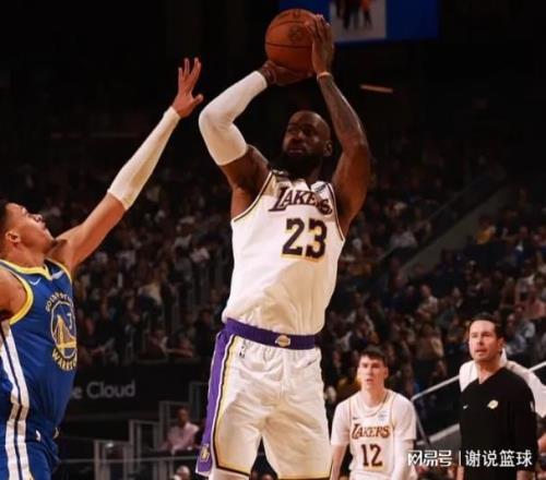 湖人無緣逆轉雷迪克推卸責任，兩內線受傷影響大，對手陣容更殘缺