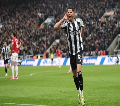 懂球帝X咪咕英超第29輪最佳進(jìn)球：搶斷推進(jìn)+內(nèi)切兜射，奧蘇拉一氣呵成