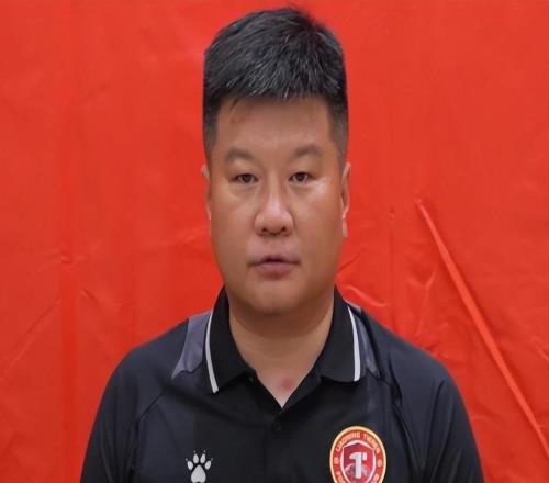 中超還沒開戰，一支爭冠黑馬球隊已經先浮出水面，并非成都蓉城