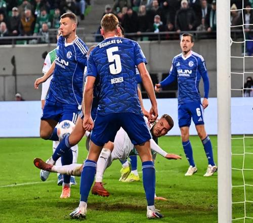 德乙25輪：埃爾沃斯堡隨時沖擊榜首，沙爾克04需要重建信心