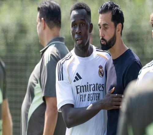 阿斯：因后防傷病過(guò)多，皇馬將啟用卡斯蒂亞新星拉米尼法蒂