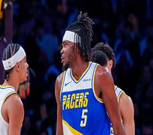 東契奇44+9+5+3+2造NBA神跡，里夫斯半場(chǎng)8中1，湖人大勝步行者