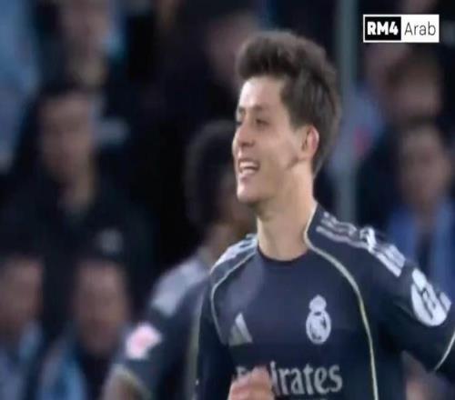 世體：居萊爾下場時面帶諷刺般微笑，是對阿韋洛亞決定的不滿