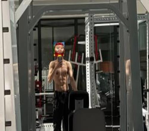 奪冠秀個腹肌Gala生涯第四次殺入LPL決賽此前三進決賽兩次奪冠