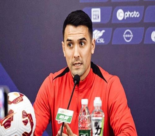 火爆沖突！中超揭幕戰(zhàn)爆發(fā)大規(guī)模沖突：前隊友當場指鼻子互罵！