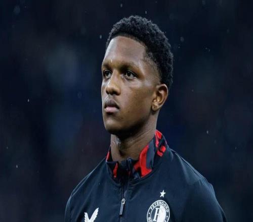 法爾克：費耶諾德后衛里德仍是拜仁的引援目標