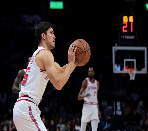 五項數據創新高，三分命中率40%，近5戰22+4+5，誰還敢說他是水貨