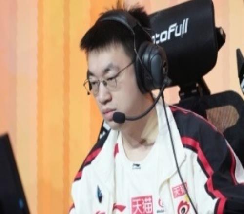 MidGAP！Xiaohu毫無狀態失誤不斷三局對位差距巨大！