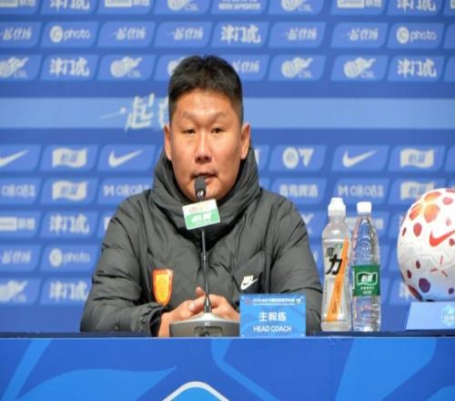 劉建業(yè)期待球員們更加自信，姚浩洋具備成為頂級(jí)門將的潛力_中超直播