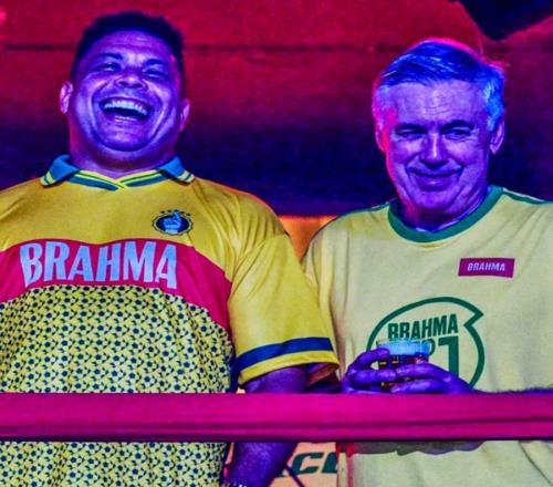 曼聯(lián)無意挖角安切洛蒂！卡里克轉(zhuǎn)正仍是最可能結(jié)局，拉爵難覓良選