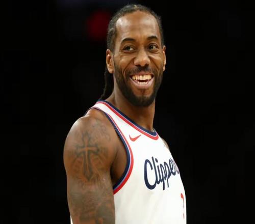 字母哥轟27+9+8+4仍無緣今日最佳！對(duì)不起，你碰到不講理的小卡了