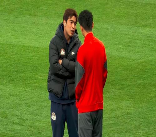 從隊友變對手！2國安舊將中超首秀各為其主，球迷感慨：不走多好