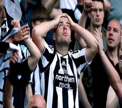 郵報(bào)：2009年換了4個(gè)教練后降級的紐卡，正是今年熱刺的寫照