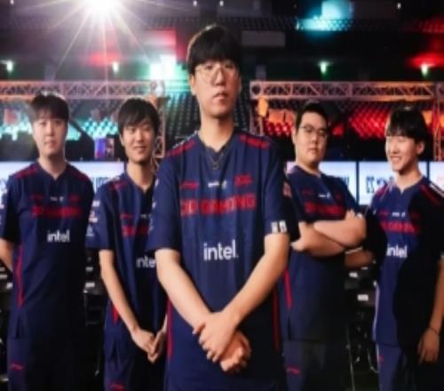 賽事官方：未能在S13完成黃金之路后，JDG重返國際賽場