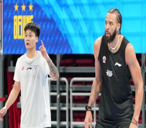 北京公開訓練！趙睿參與合練，陳盈駿談趙睿對位，麥基直指總冠軍