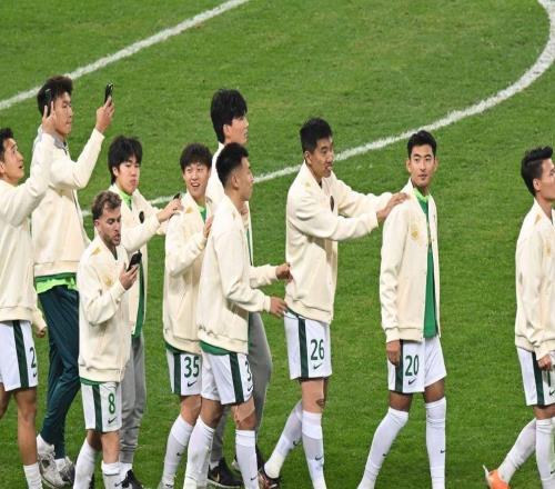 中超第一輪比賽結束，蓉城和玉昆積分優勢明顯負分球隊贏球很多