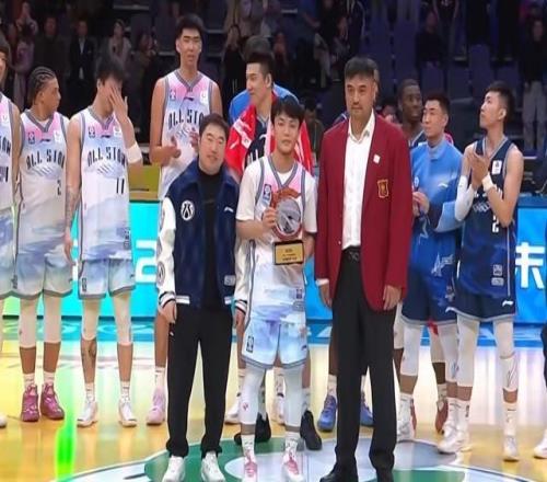 南區明星隊獲勝徐杰35分+單手暴扣斬獲MVP