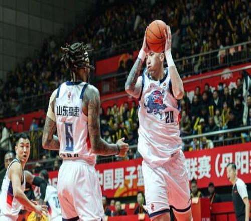 山東主場VS江蘇全力復仇！超級外援確定上演首秀，邱彪要力保前四