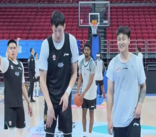 周琦談眼睛傷勢：就那樣，反正也好不了，壞也就那樣了