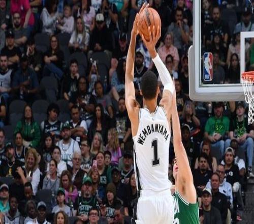 文班39+11懷特34+7馬刺力克凱爾特人取5連勝