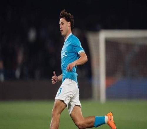 那不勒斯官方：韋爾加拉左腳足底筋膜出現了撕裂傷