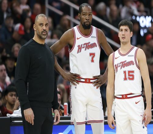 三分球33中4！罰球14中5！火箭災難級表現，烏度卡卻怪杜蘭特