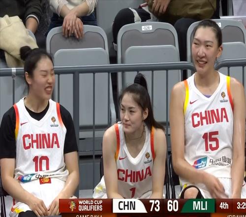 中國女籃：韓旭三大內線47分，新人5助攻，四人表現不佳