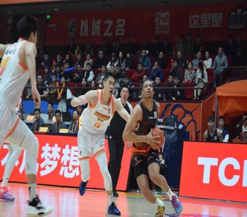 高速男籃113：104復(fù)仇江蘇，新外援約翰遜得到8分