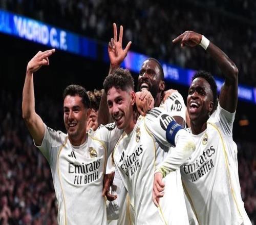 皇馬30痛擊曼城！主帥狂吹巴爾韋德：當(dāng)代華尼托！完美的皇馬人