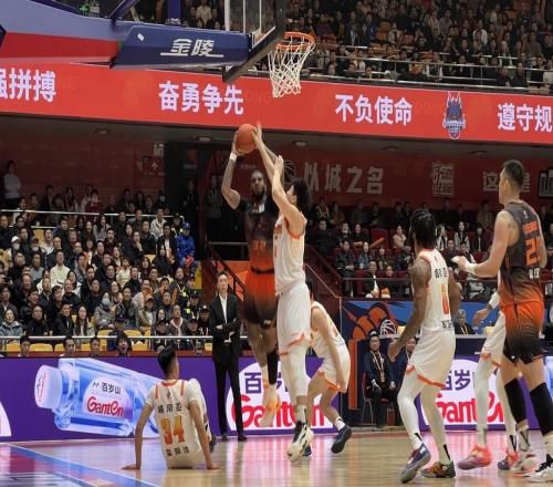 全場戰報山東男籃113：104復仇江蘇，收獲第二階段開門紅