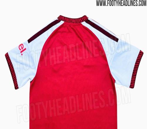 阿森納下賽季球衣曝光：設計理念為“更深的紅”，領口為閃電紋