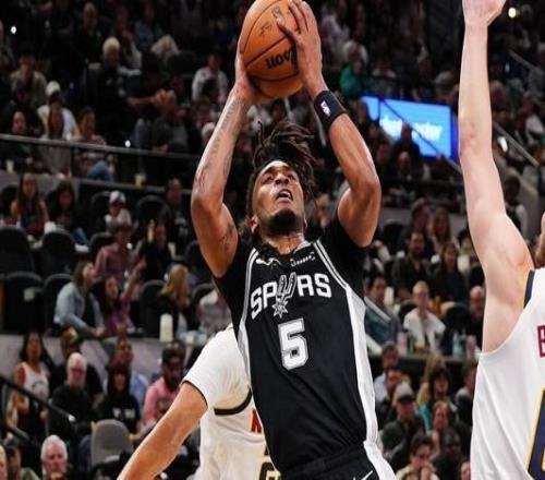 卡斯爾：本不該輸！我們必須學(xué)會在文班缺陣時也能防住對手