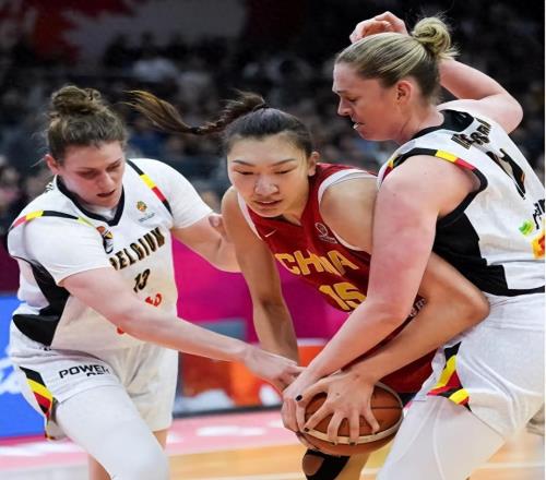 6580！隨著中國女籃慘敗后，最新晉級形勢出爐，宮魯鳴有后招