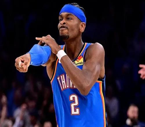 砍35+9！末節(jié)8中7，連中關(guān)鍵球！球迷：聯(lián)盟第一人，MVP穩(wěn)了