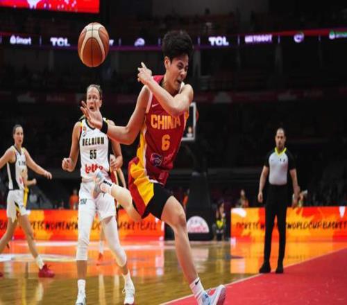 中國女籃慘敗暴露致命短板！后衛(wèi)太差+拒投3分，宮魯鳴該認清現(xiàn)實
