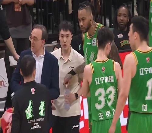 遼寧男籃逆轉山西，鄢手騏16分攻防出色，李曉旭12+6迪亞洛25+10