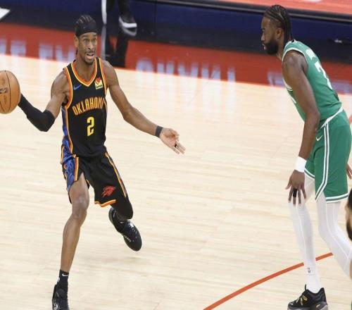 不服，凱爾特人隊杰倫布朗在輸給雷霆隊后抨擊SGA故意引誘犯規