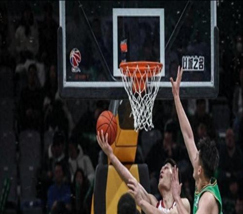 遼寧男籃打瘋了！15分逆轉山西，趙繼偉成球隊大腿，楊鳴說的沒錯