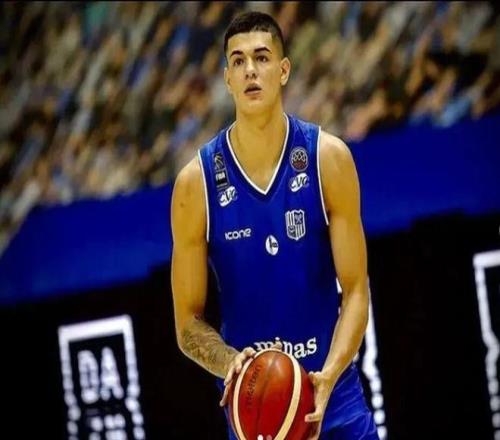 NBA唯一巴西人，增重20KG頂內線