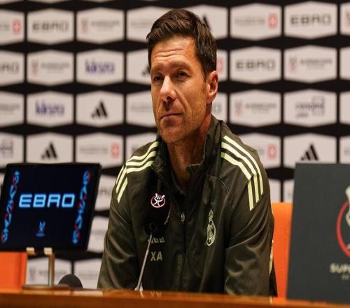 經(jīng)紀(jì)人：阿隆索正在考慮所有報價與利物浦的傳聞是媒體猜測