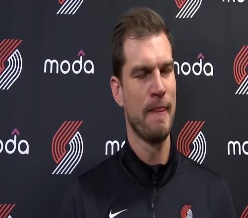 13中4+5失誤！楊瀚森遭2.11米中鋒打爆連場被碾壓斯帥暗示差得遠(yuǎn)