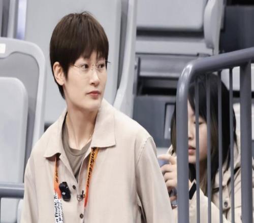 媒體人：楊力維談國家隊集訓(xùn)的言論有風(fēng)險，可能會動一些人的蛋糕