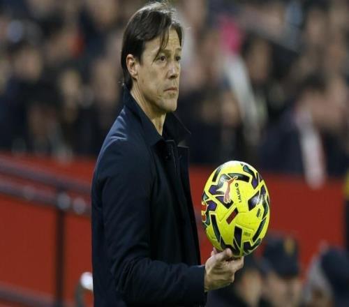 塞維利亞主教練：我們和巴薩差距非常大，現(xiàn)在的他們志在奪冠