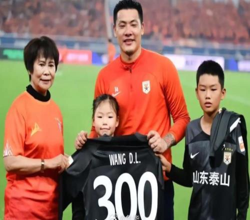 大連英博門將位置或迎來(lái)新大魚首秀，踢上港就將亮相，值得期待