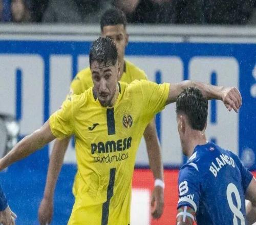 西甲第28輪綜述：拉菲尼亞戴帽巴薩4分領(lǐng)跑，馬競(jìng)、黃潛坐穩(wěn)歐冠區(qū)