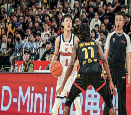 官方：因球迷在客場(chǎng)使用不當(dāng)口號(hào)，廣東隊(duì)友好型賽場(chǎng)記分扣1分